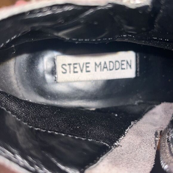 Steve Madden “Dacey” Gray Leather Ankle Booties w/ Silver Hardware & Tassel- 6M - Picture 10 of 11